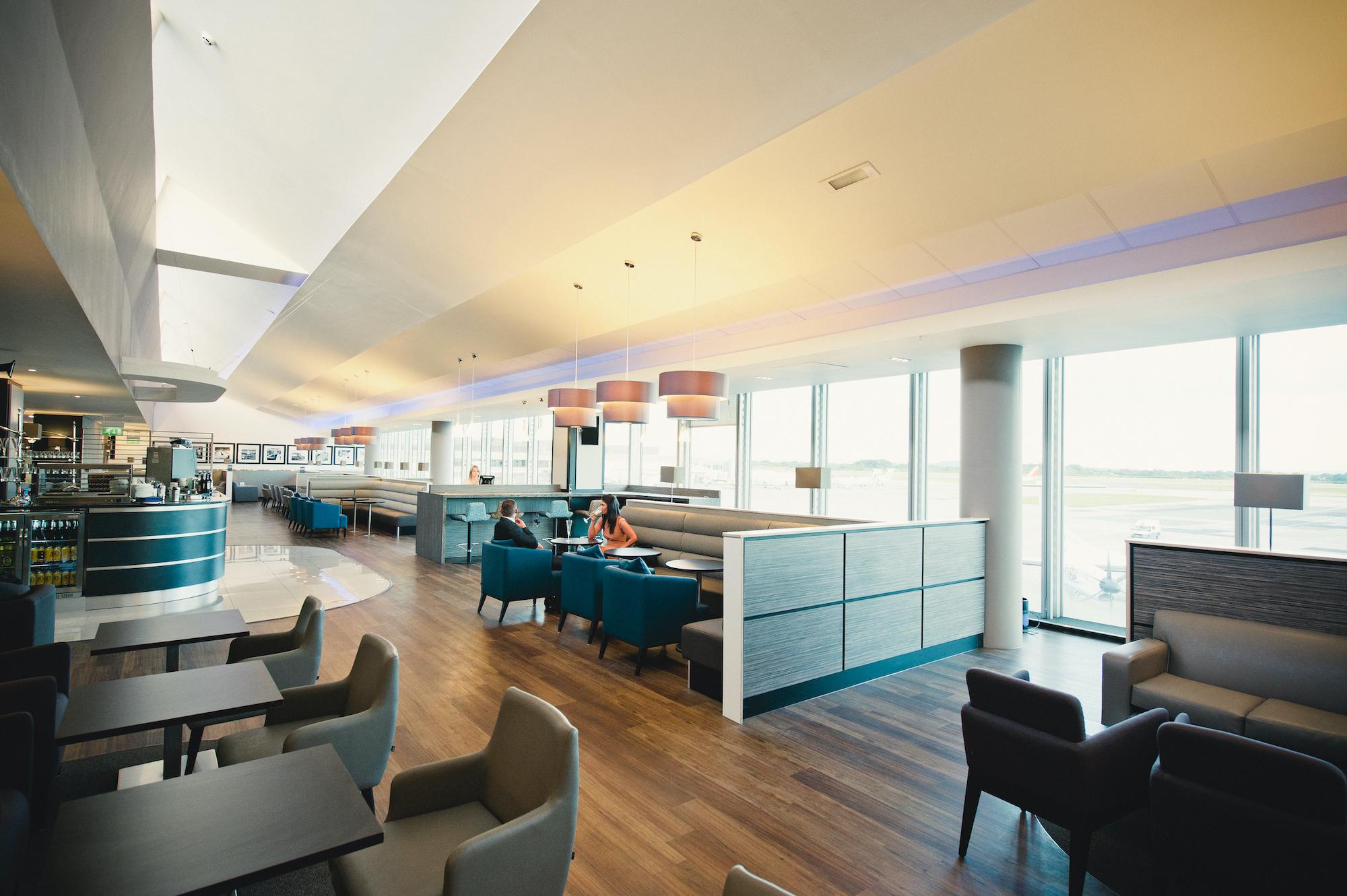 Manchester Aspire T1 Lounge Wide