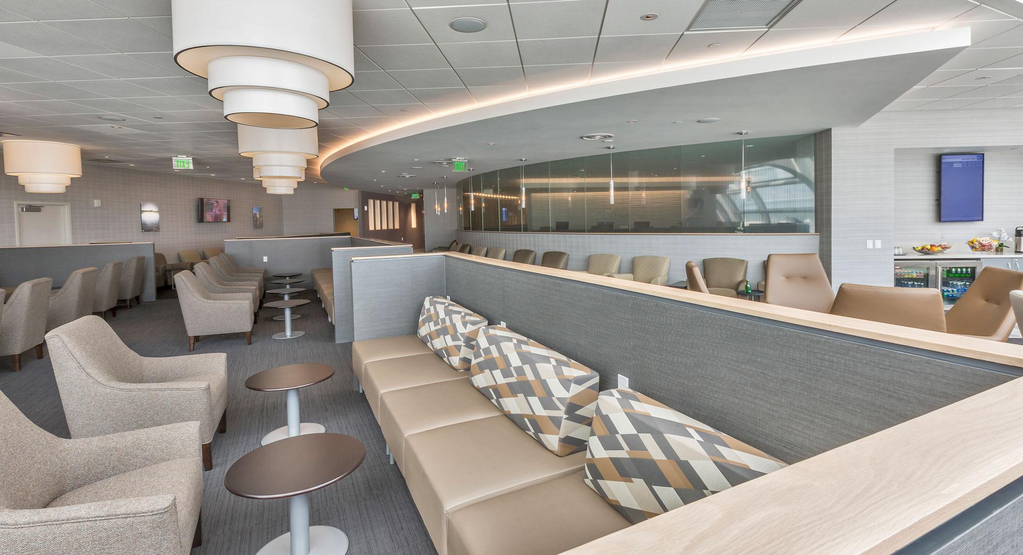 The Club MCO A4 Lounge Wide