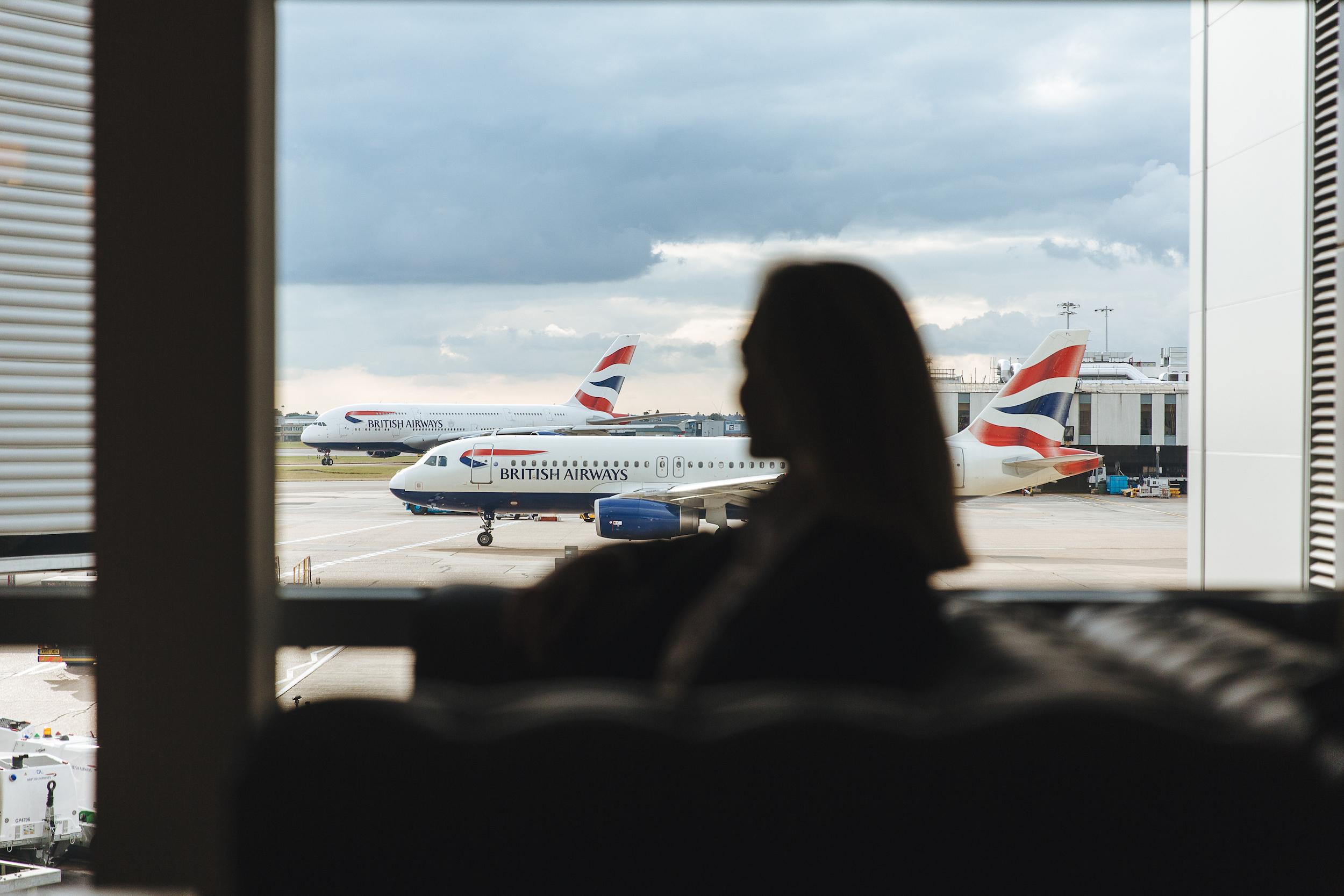 Heathrow Airport Club Aspire Runway View