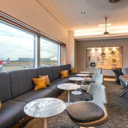 Heathrow Airport No1 Lounge Seating and Runway