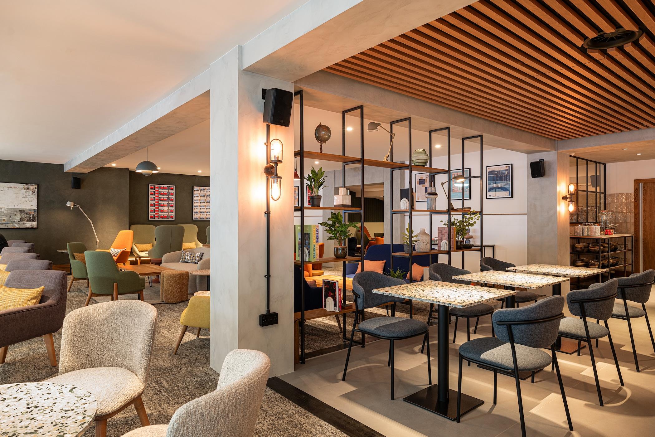 My Lounge at Luton Airport Full Lounge and Shelves